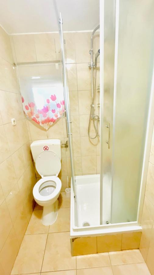 Colorful And Happy Apartment Sukosan - With Parking Luaran gambar